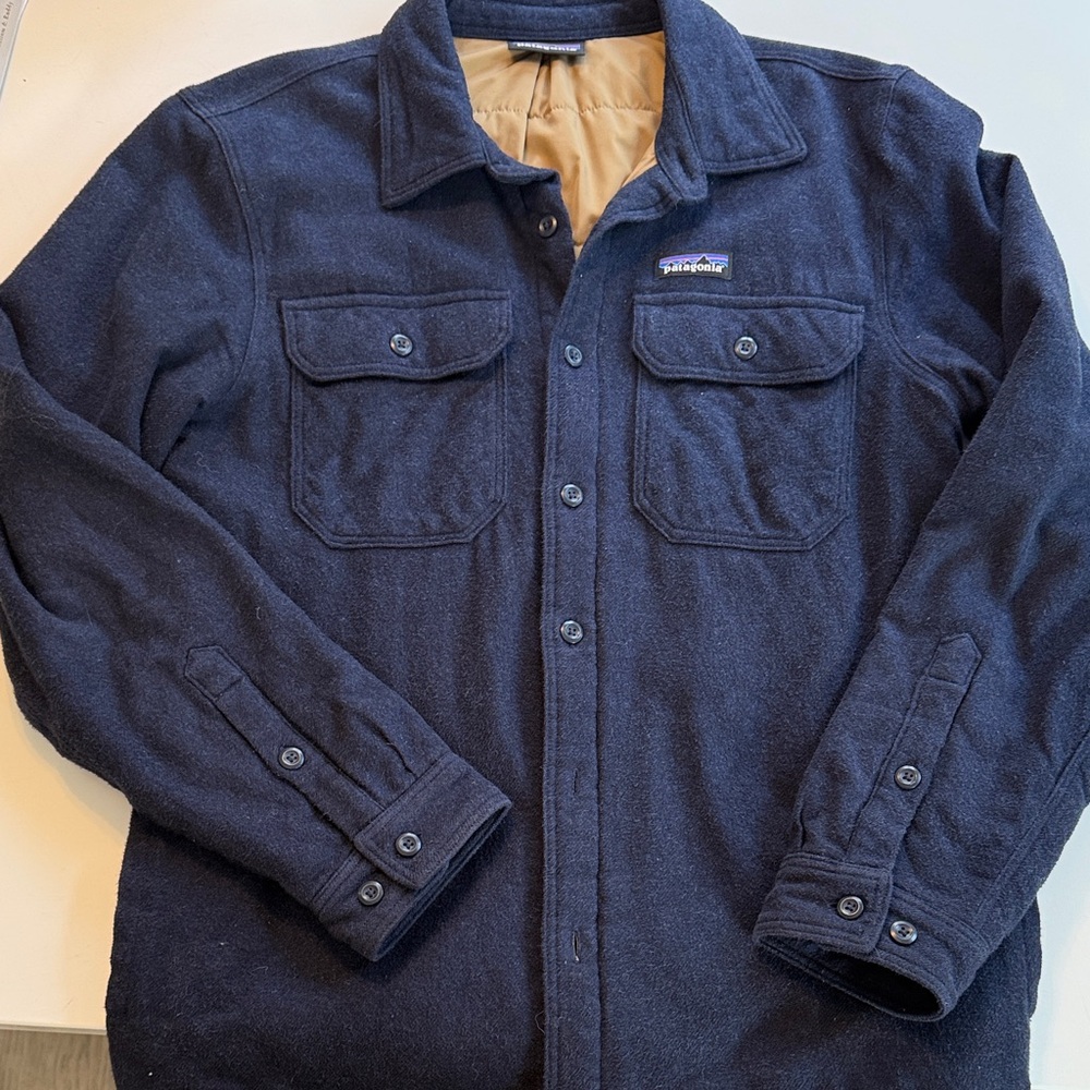 Patagonia Men's Dark Blue Insulated Fjord Flannel Jacket